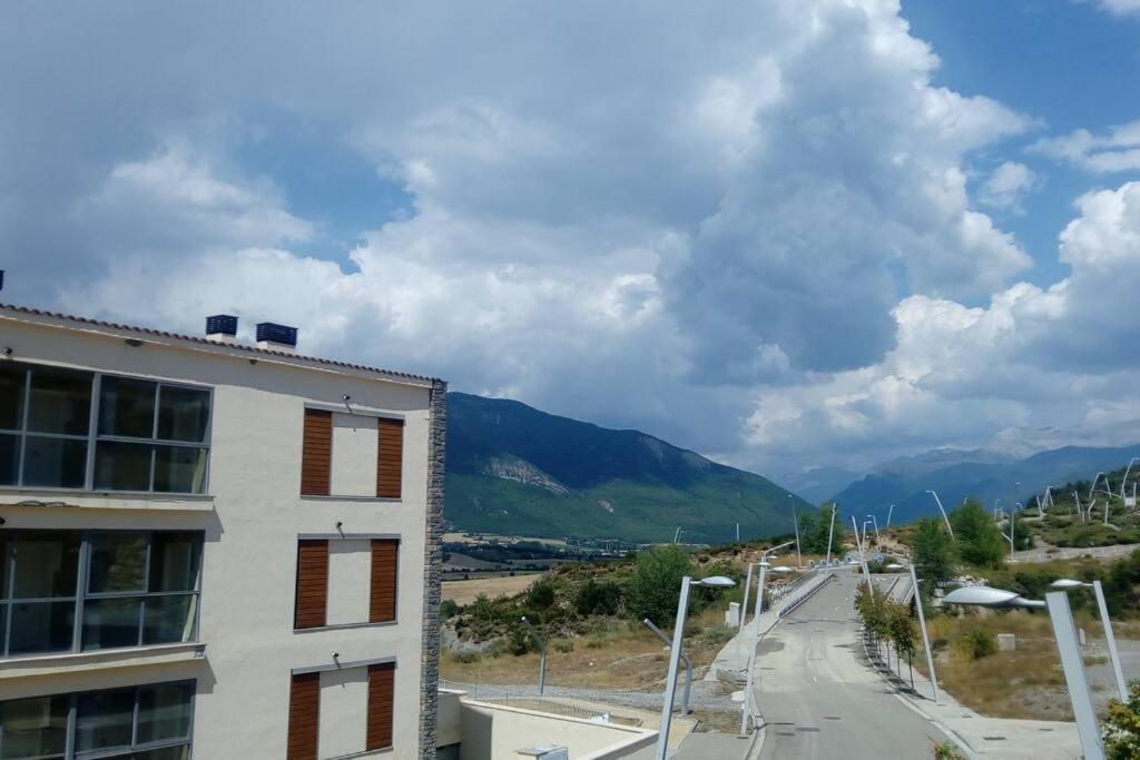 Amplio Apartamento En Sabinanigo - Las Margas Pirineo Aragones Εξωτερικό φωτογραφία